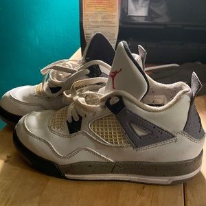 Preloved Jordan 4 Cements